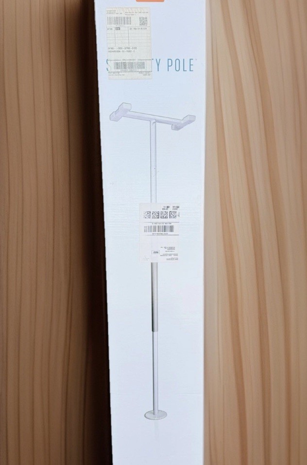 Stander Security Pole 1150-W - Tension Mounted Safety - White