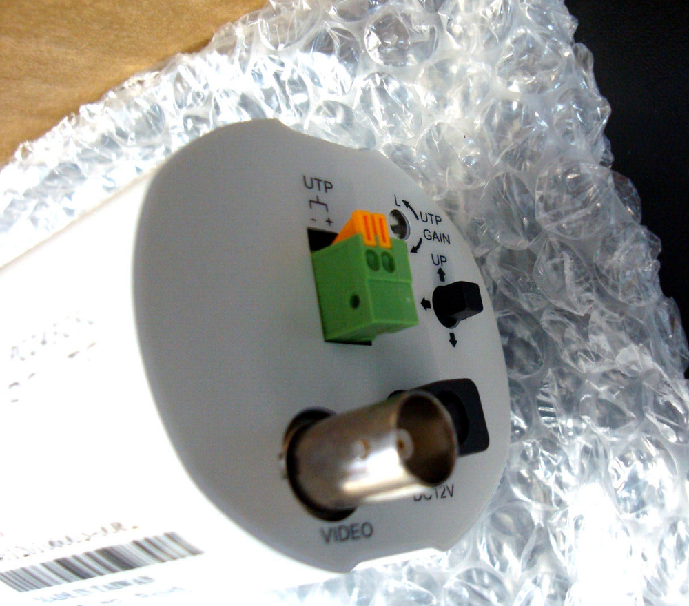 NEW - SUPER Circuits PC243C5GRTI Security Camera w/ Attached Lens - Original Box