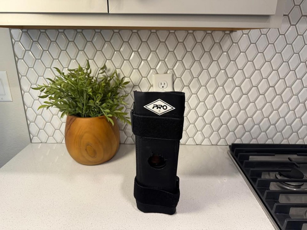 Pro Knee Immobilizer Brace Medium Size