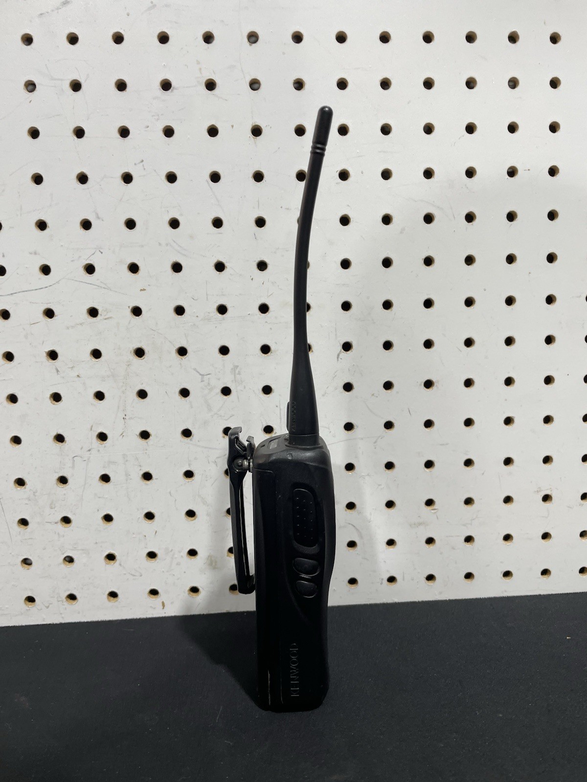 Kenwood ProTalk TK-3400U16P UHF Two-Way Radio w Charger & Antenna Tested