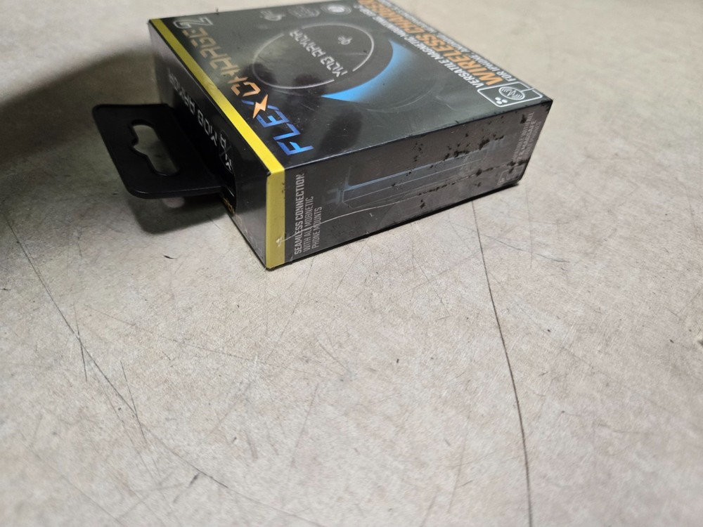 Sealed Mob Armor Flex Charge 2 Magnetic Mount USB-C for iphone / android