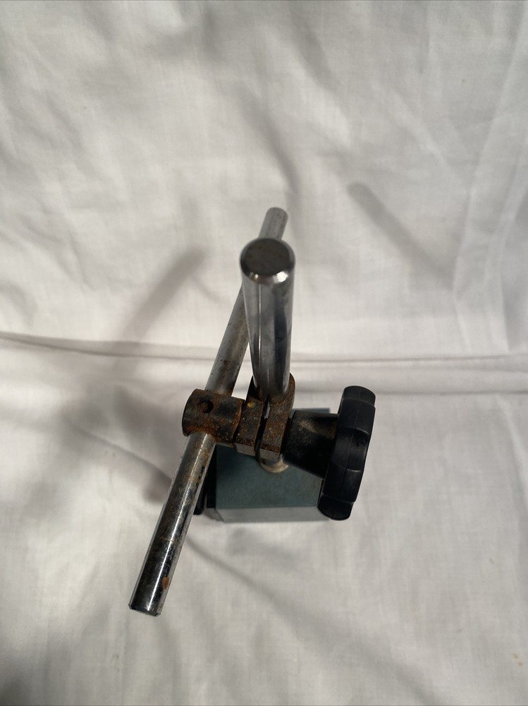 MITUTOYO MAGNETIC BASE, MODEL 7010SN ON-OFF SWITCH