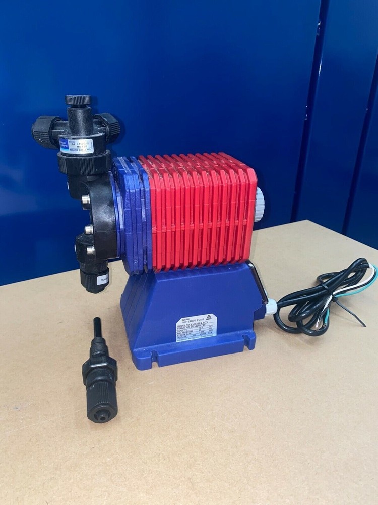 Walchem Series Metering Pump EHE46E2-PCV 