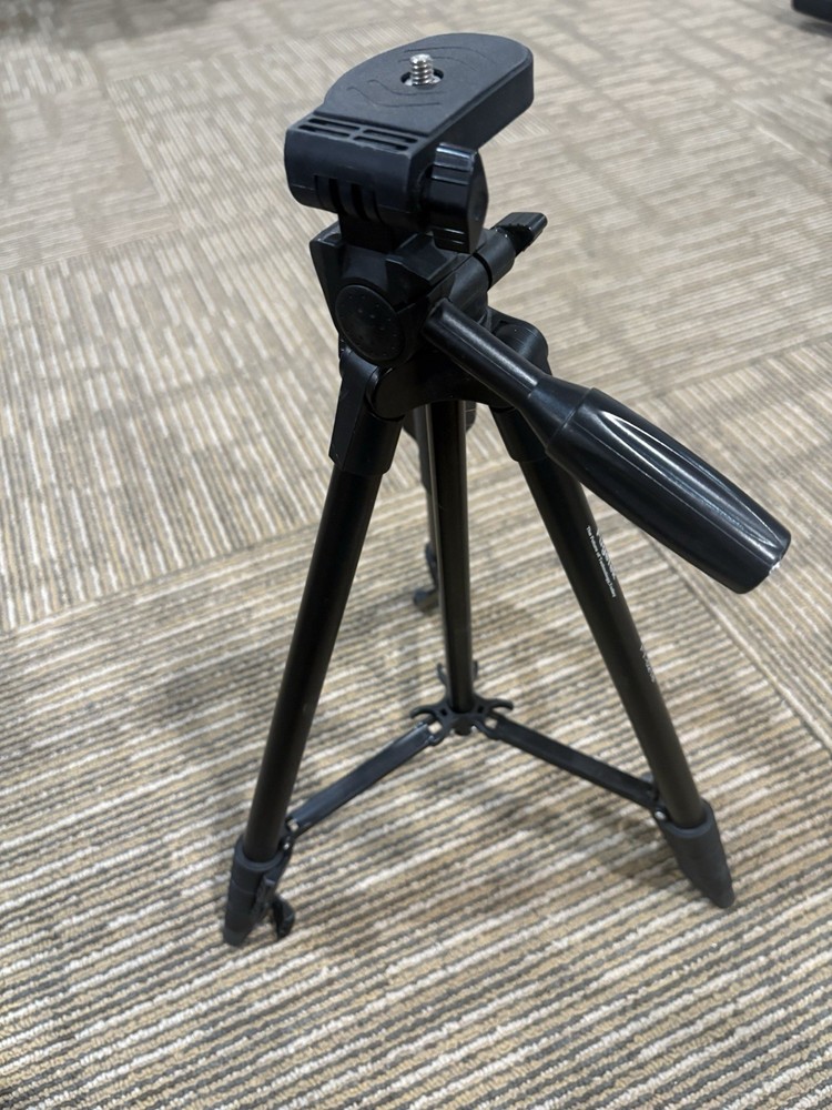 Fugetek FT-5218 Tripod With Rotating And Adjustable Base