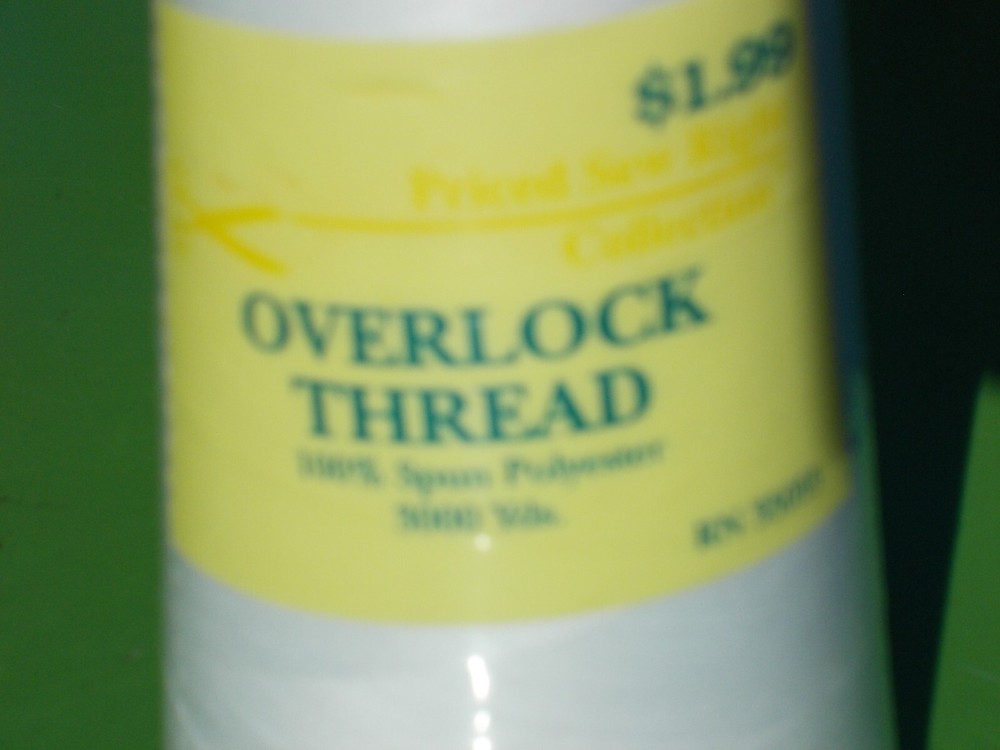OVERLOCK THREAD SPOOL 100% SPUN POLYESTER 3000 YDS PRICED SEW RIGHT WHITE