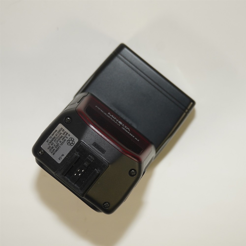 Minolta Massum Program 3500xi Shoe Mount Flash with Case