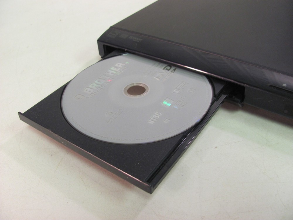 Sony DVP-SR210P DVD Player