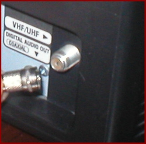 6 Foot RCA Video Cable & RF Coax Adapter for Commodore 64 64C 128 Computer READ