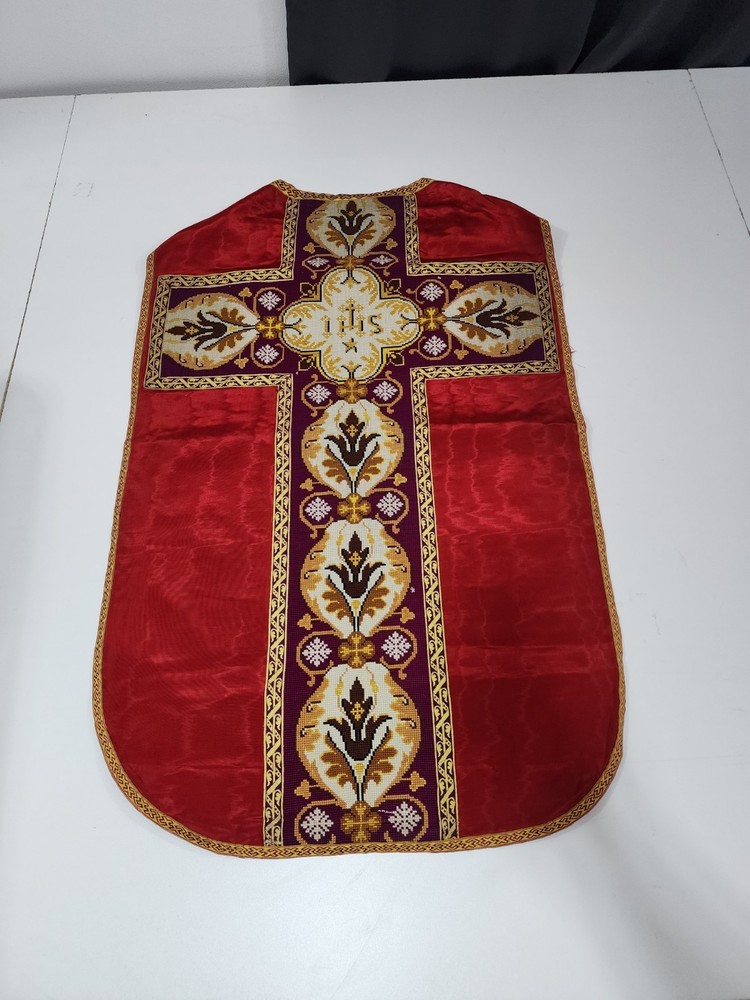 Antique Fiddleback Chasuble