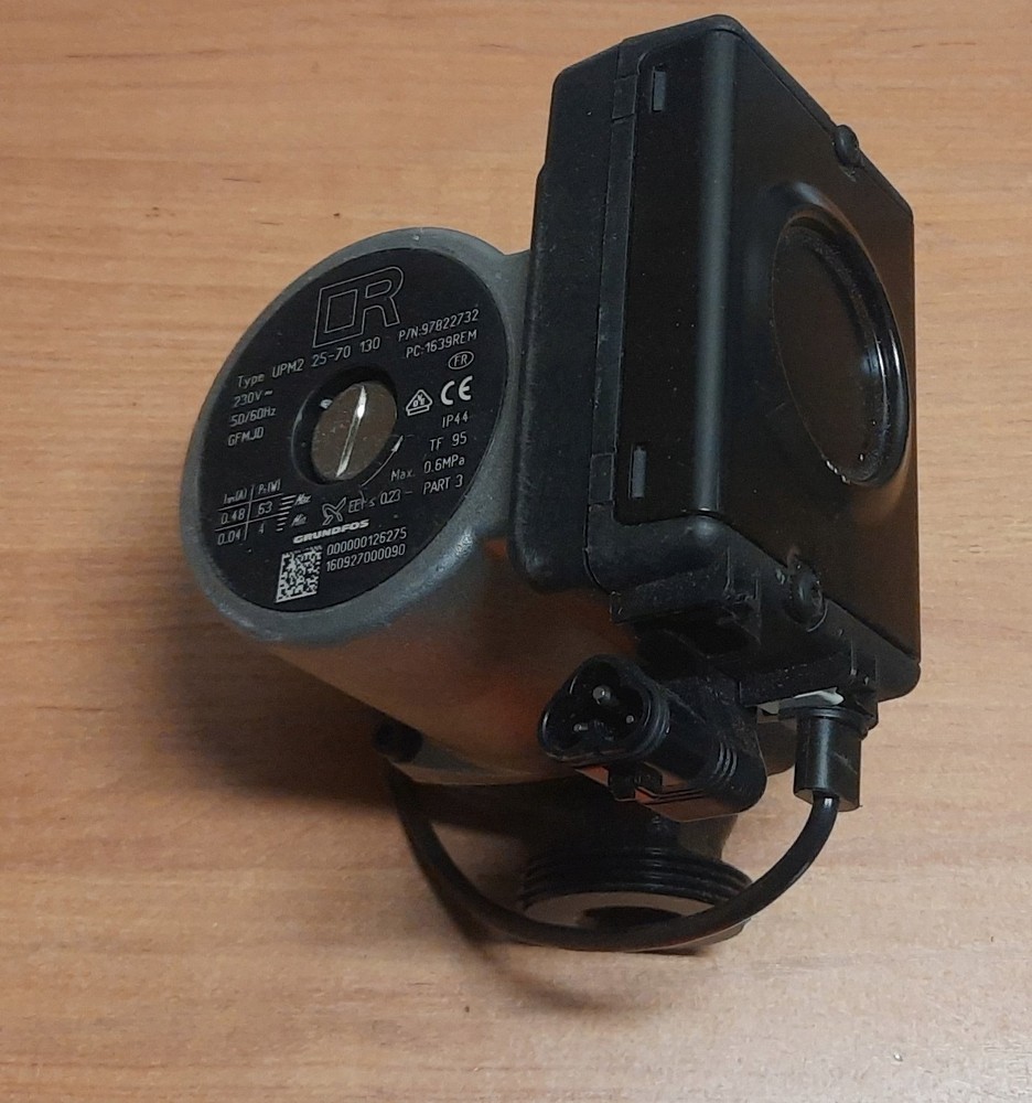 Grundfos UPM2 25-70 130 MCA Pump