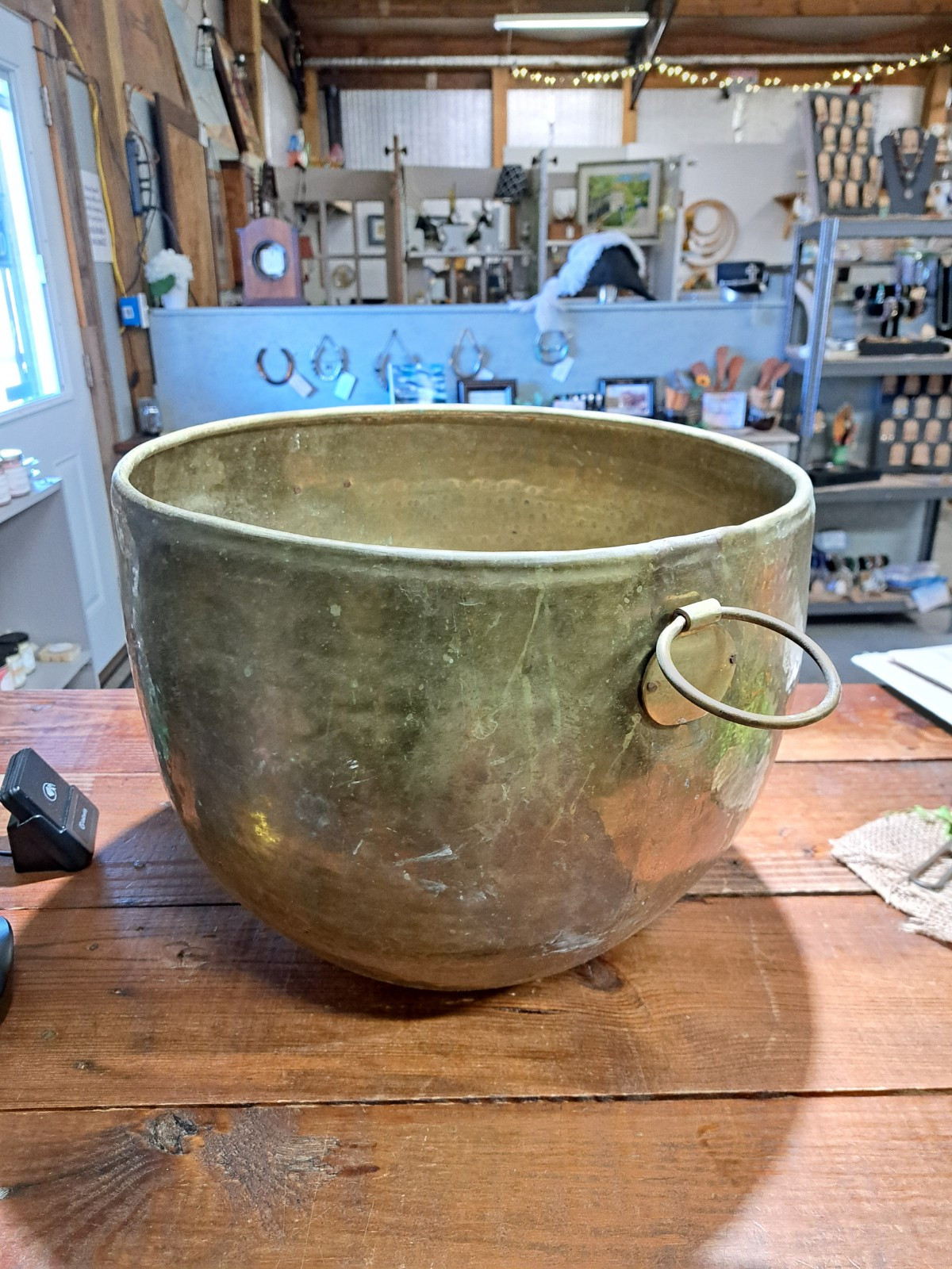 Large Hammered Brass Pot Vintage