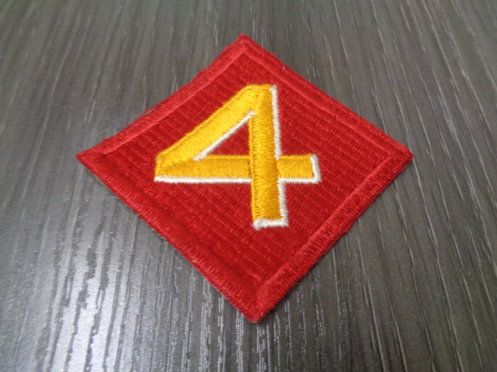 WWII USMC 4th division patch cavalry no glow SNOW BACK