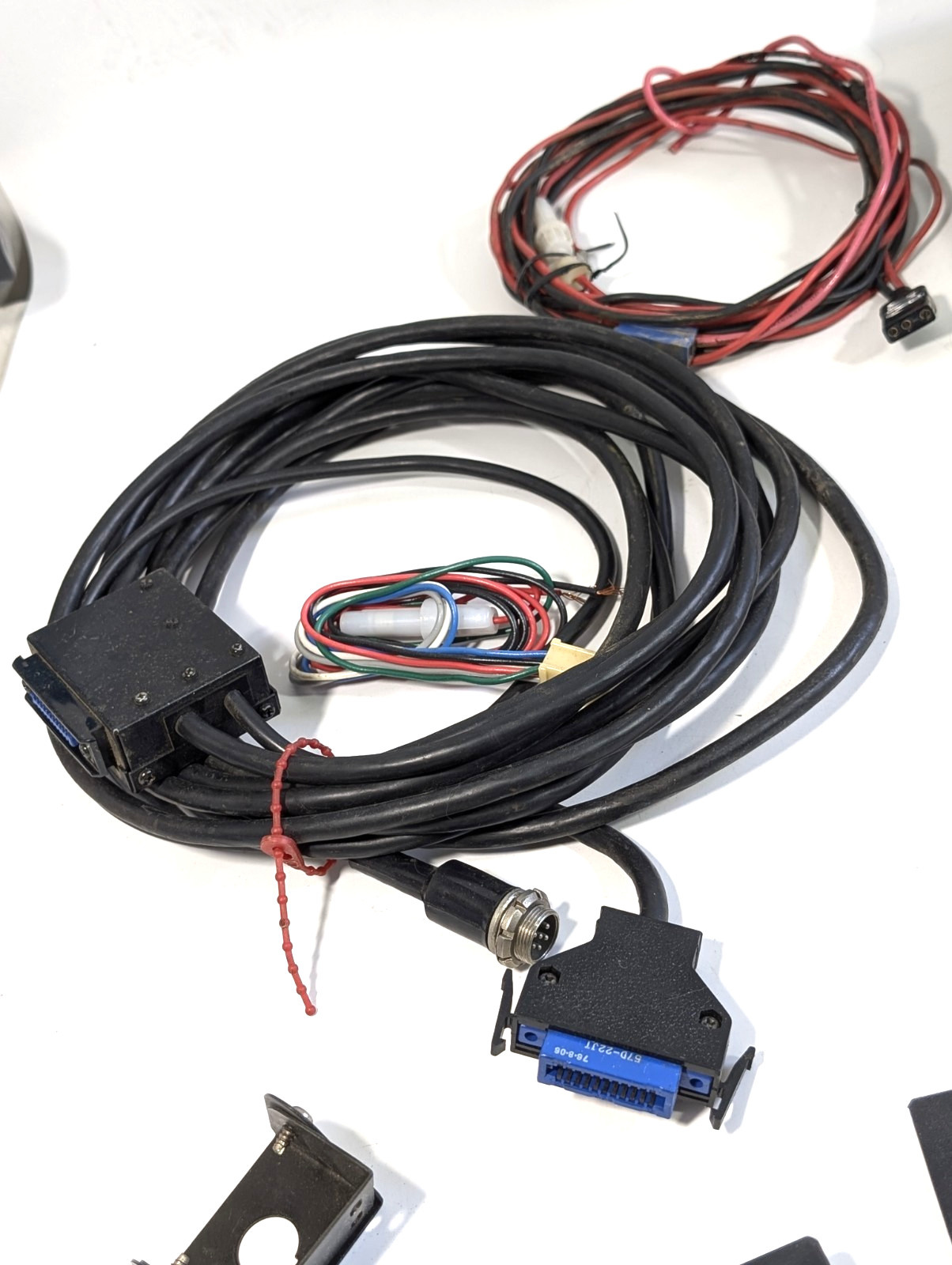 Midland 1977 AM/FM CB Radio In-Dash Combination w Wiring CW McCall Vintage