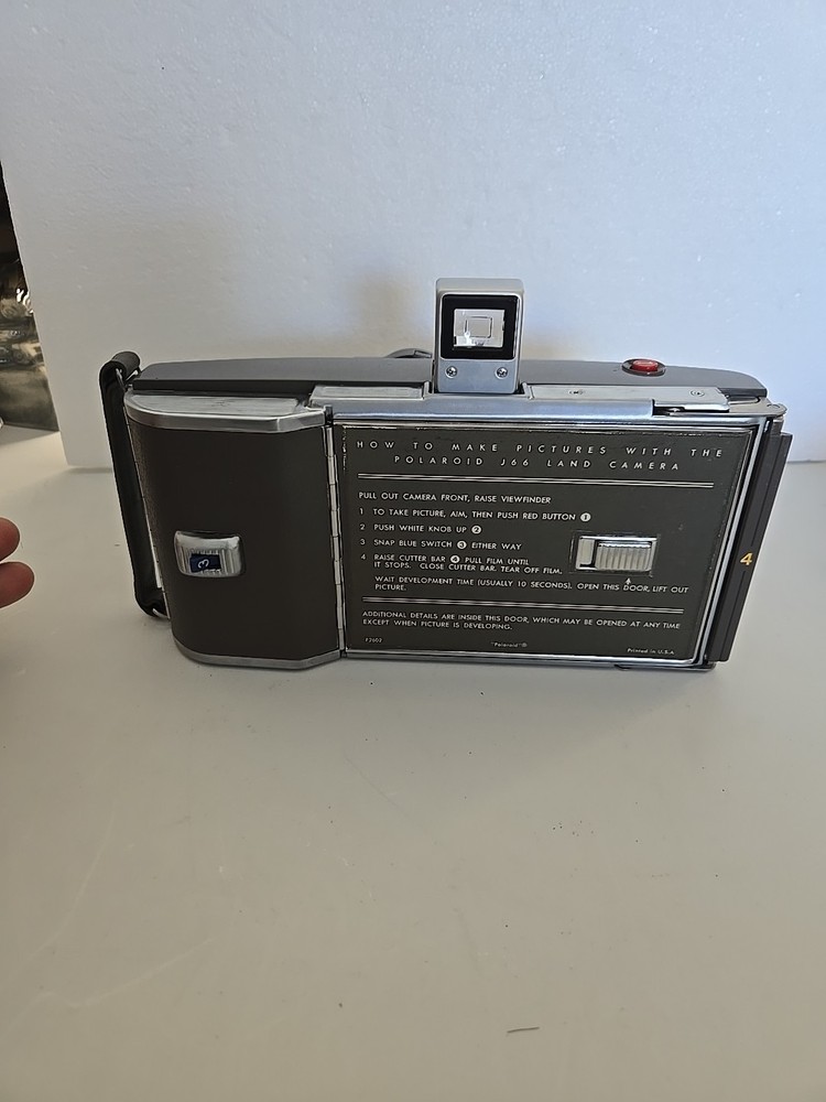Vintage Polaroid Land Camera Model J66 Flash