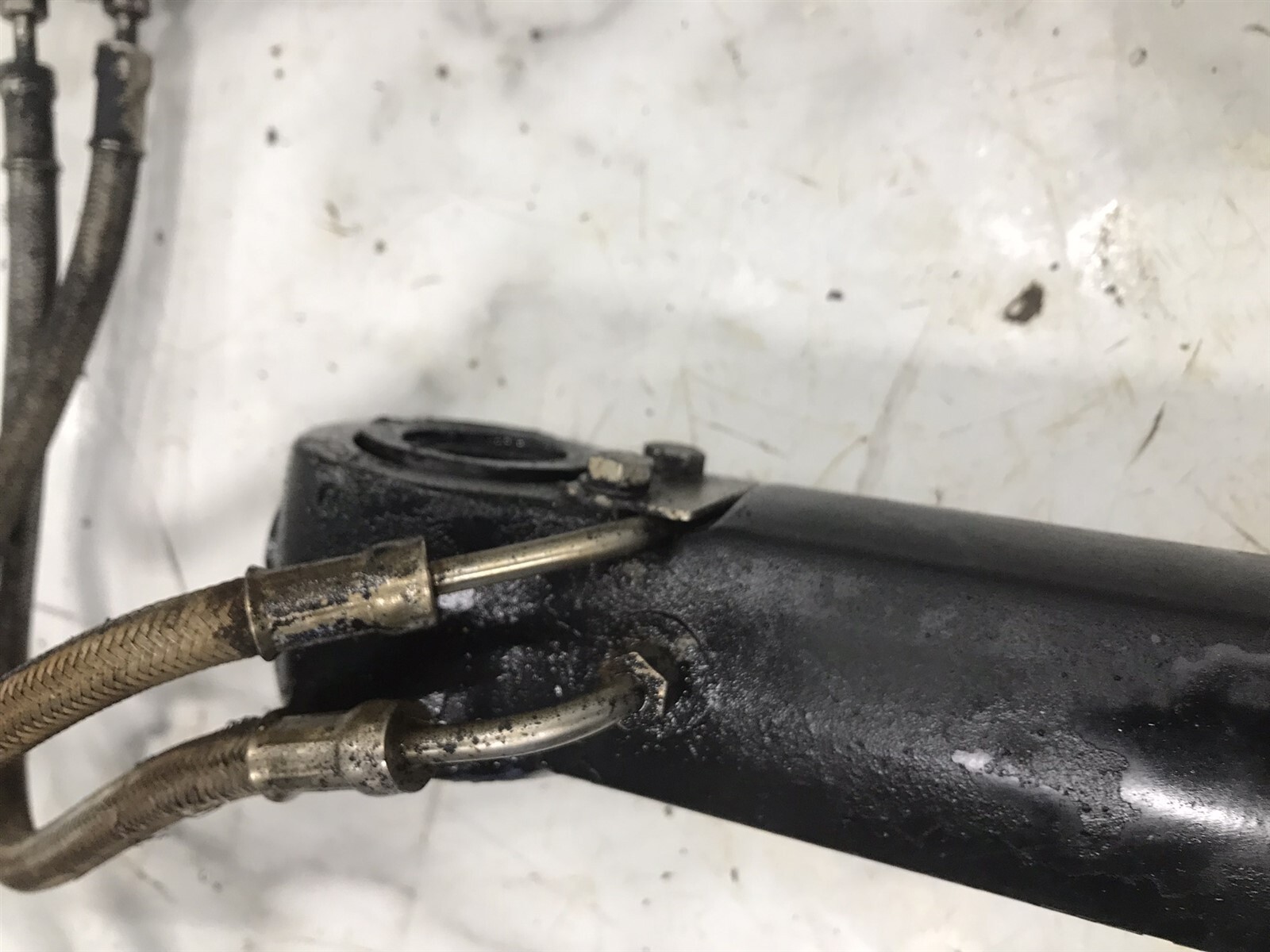 Mercury marine MerCruiser Alpha Bravo trim tilt lift hydraulic cylinders NO SALT