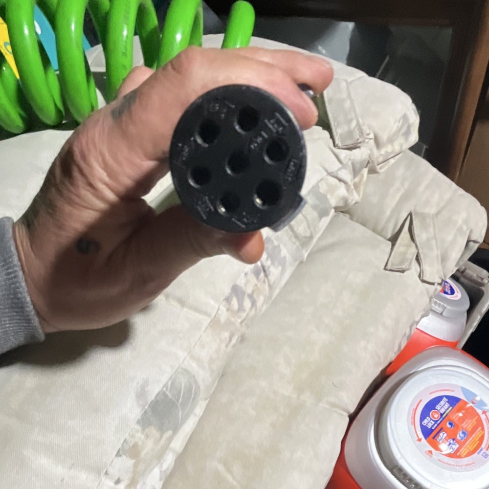 Adapter For Mac Trucks 18 Wheelers