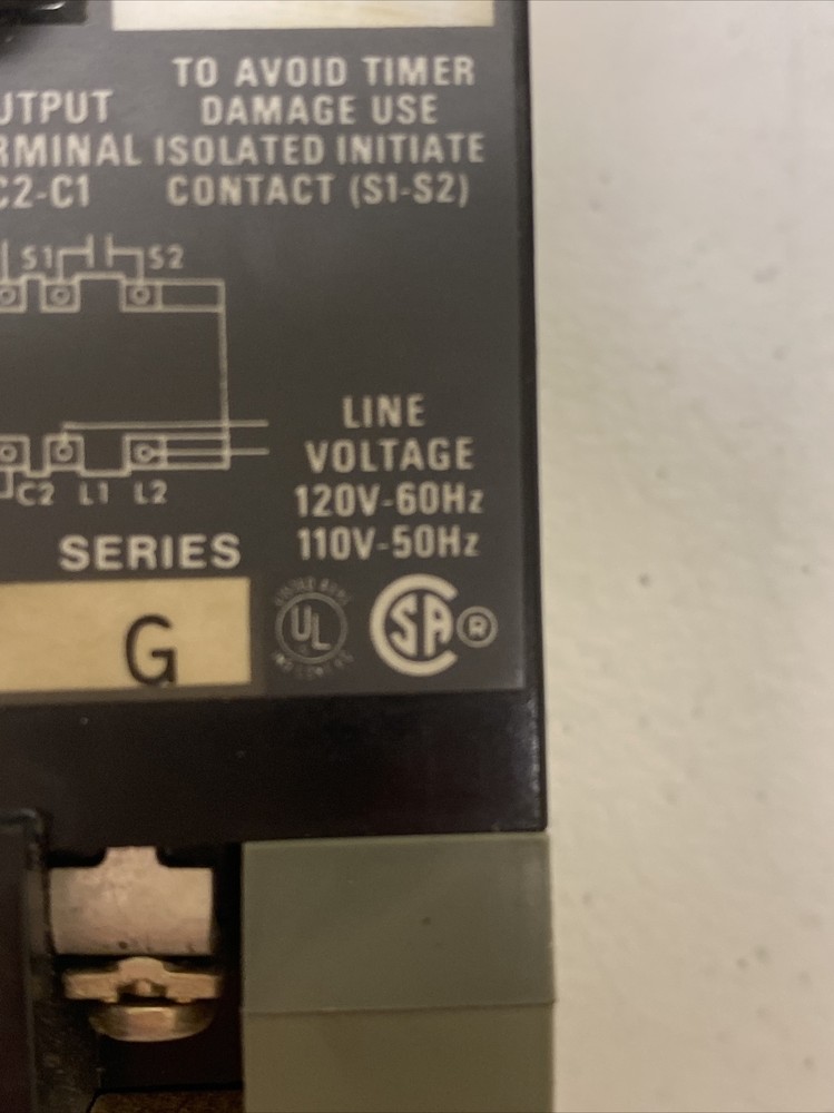 ALLEN BRADLEY 852S-NSD SERIES G SOLID STATE TIMER, 0.5-15 SECOND, 300V AC/DC, 3A