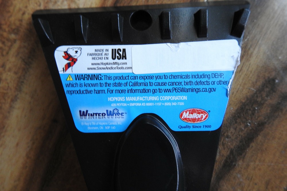 Mallory Winter Wise Ice Scraper # 1GLR4