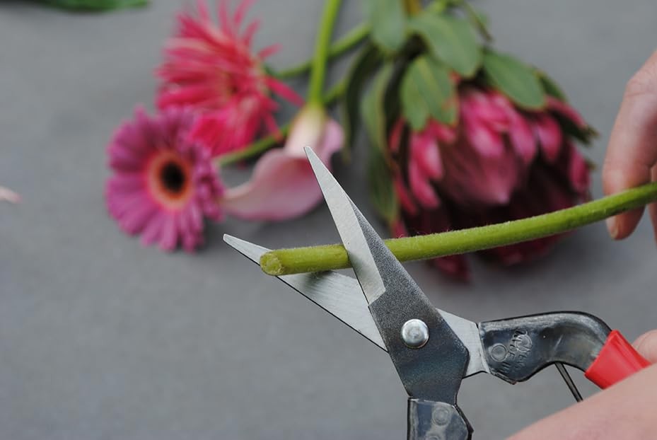 Okatsune Bud Cutting Shears No. 304 Black