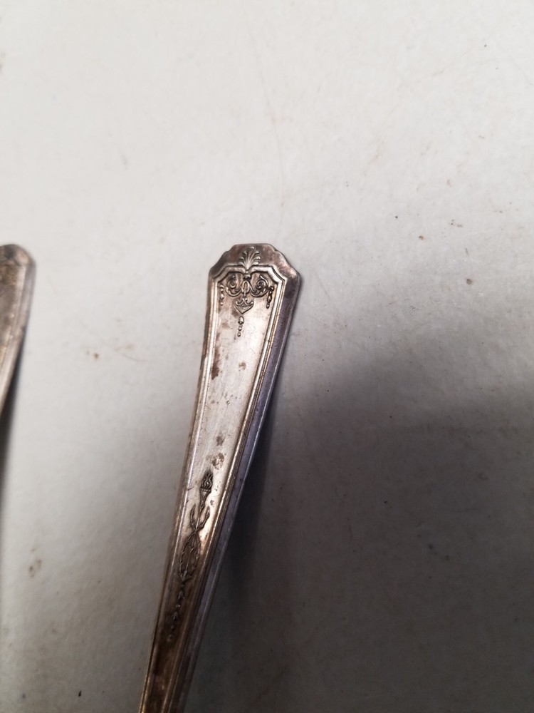 4 - Tudor Plated Oneida Spoons Queen Bee