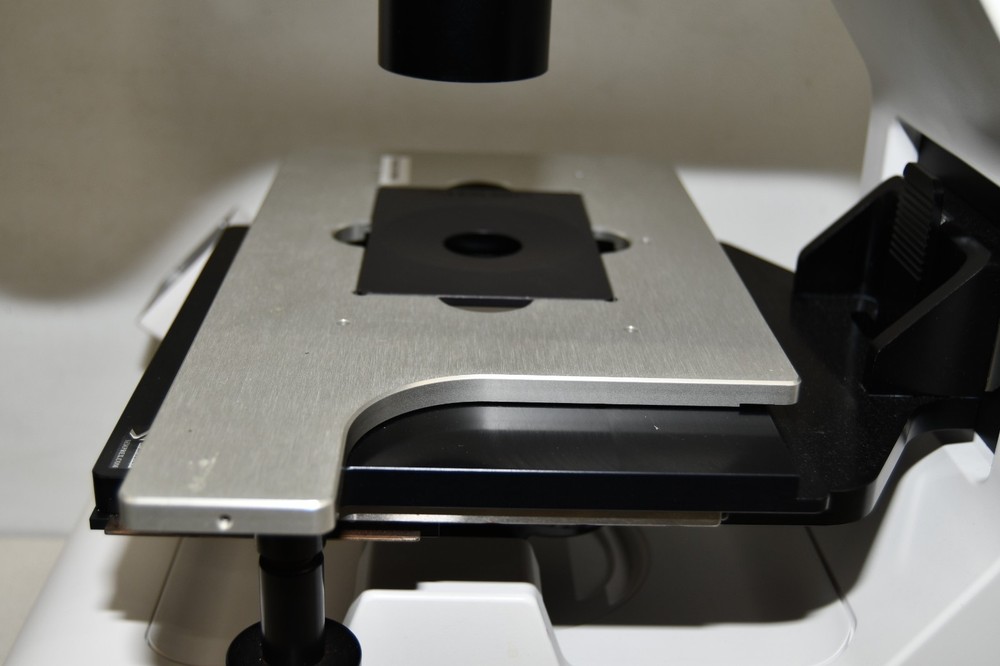 ^ Echo Revolve RVL-100-M Brightfield Hybrid Microscope #X6401