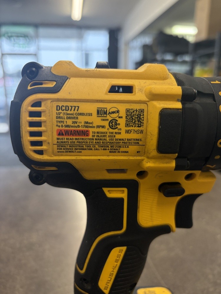 DEWALT DCD777 20V 1/2"BRUSHLESS COMPACT DRILL/DRIVER (TOOL-ONLY)