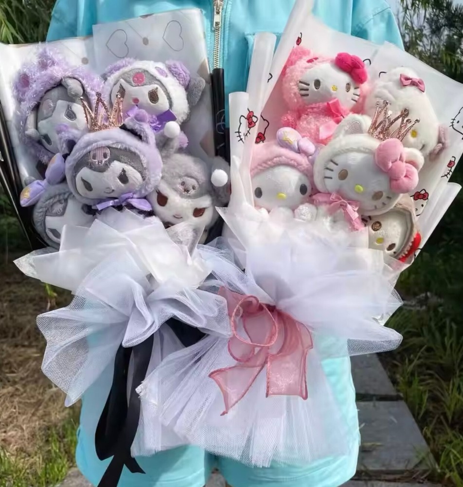 Sanrio Plush Bouquet Crown
