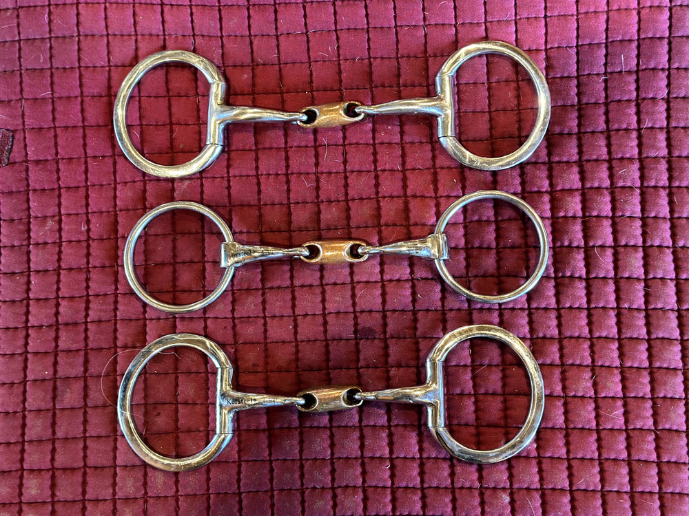 Various snaffle bits - 5.5 and 4.75 in.