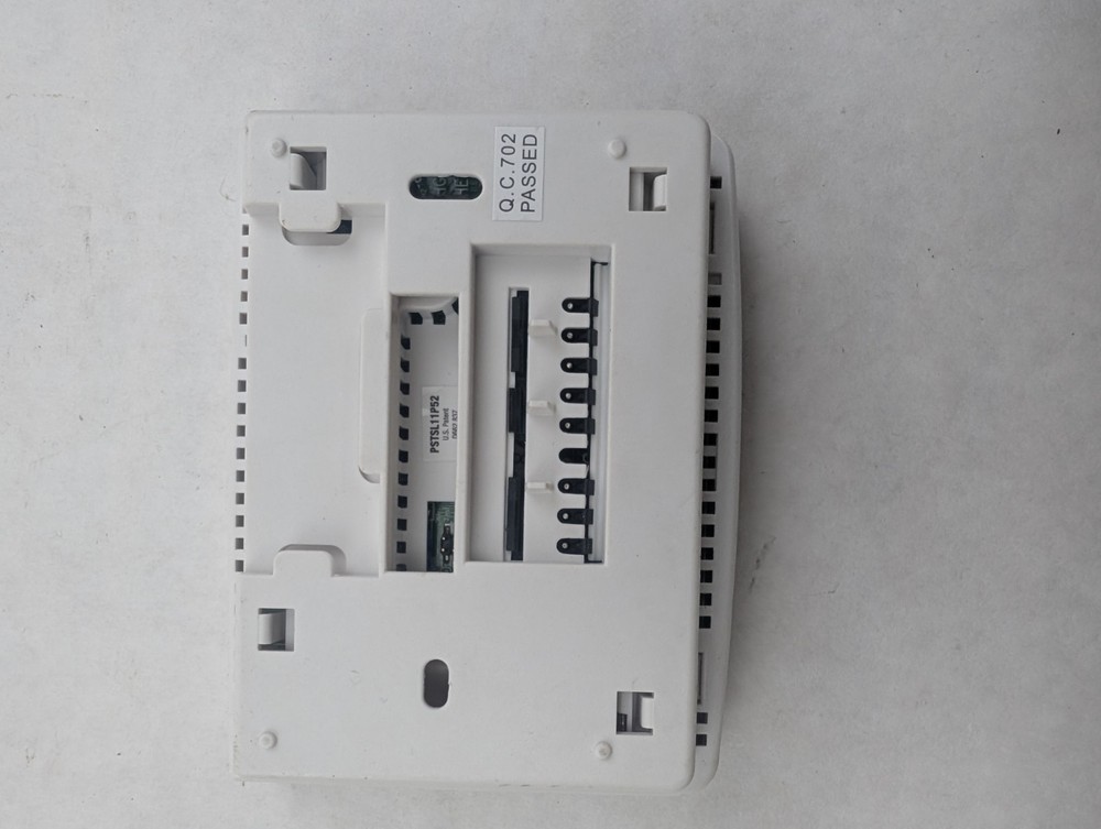 New ProSelect 1H/1C Stage Programmable Thermostat - PSTSL11P52