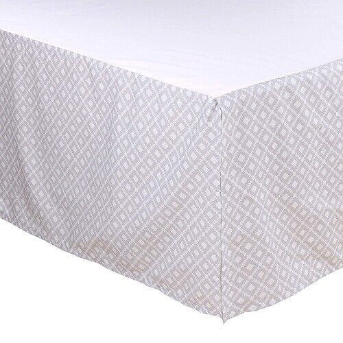 The Peanutshell 3-Piece Litte Llama Crib Bedding Set *New*