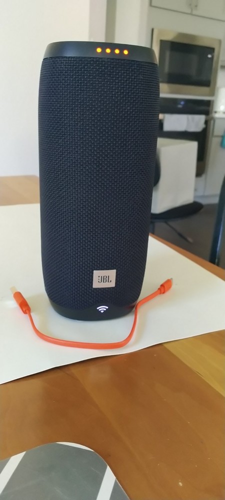 JBL Link 20 speaker with Google Assistance in working condition