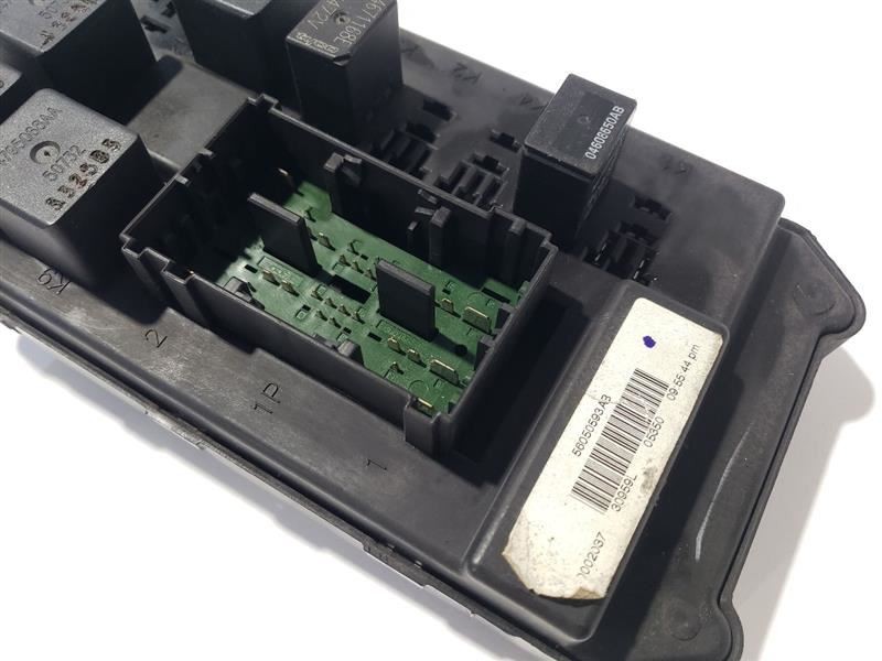 Control Module 4x2 OEM 2006 2007 2008 Jeep Commander