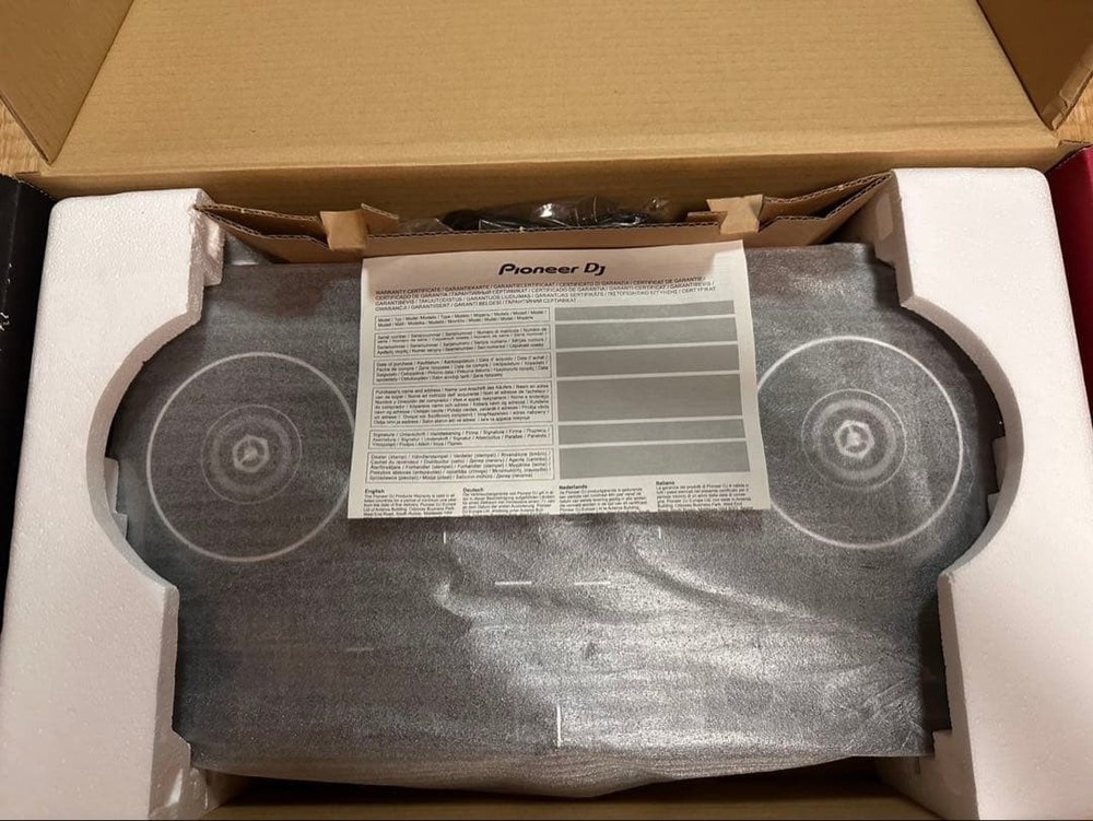 Pioneer DJ DDJ-400 DJ Controller