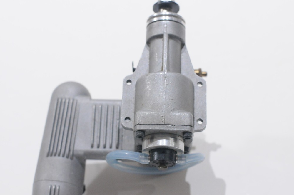 K&B .61 RC PLANE ENGINE NITRO WITH MUFFLER