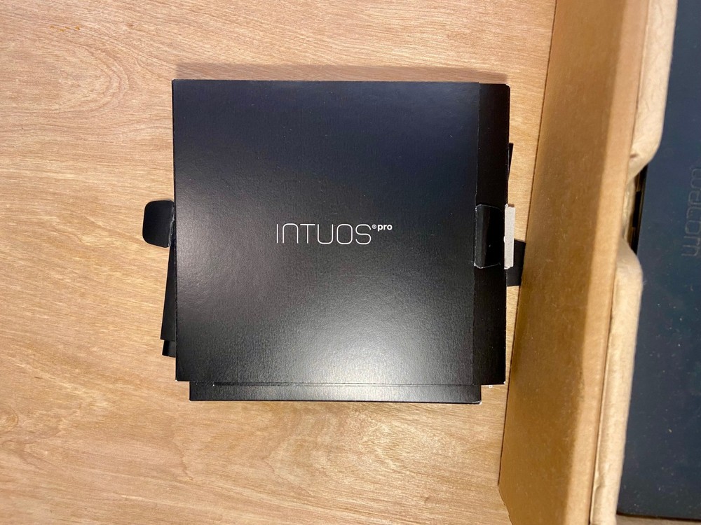 Wacom uPTH451 Small Intuos Pro Tablet - Does not include pen -