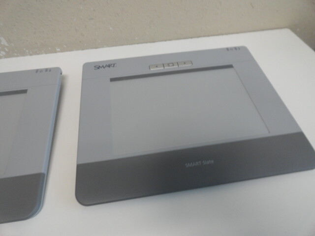 #9: SMART Slate WS200 Graphic Tablet Pad Bluetooth