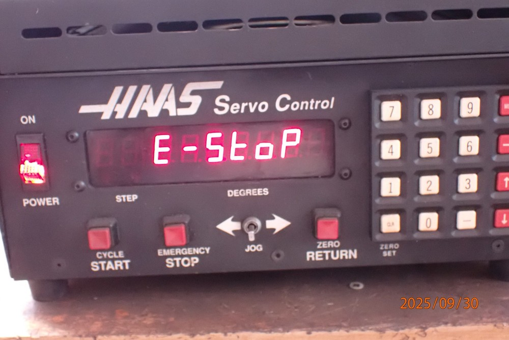 OLDER HAAS SERVO CONTROL POWERS UP FOR PARTS NEEDS WORK