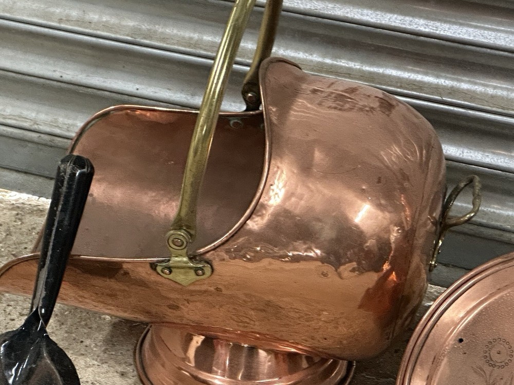 Antique 19thC Copper Coal Scuttle With Pin Hammered Pattern Bed Warmer