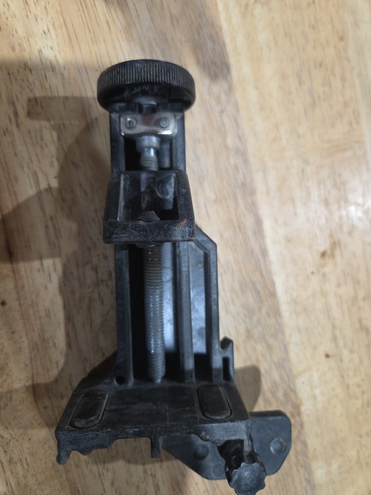 Topcon Holder-110 Rod Bracket 1019505-01