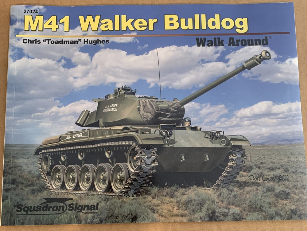 Squadron 27024 Walk Around M41 Walker Bulldog
