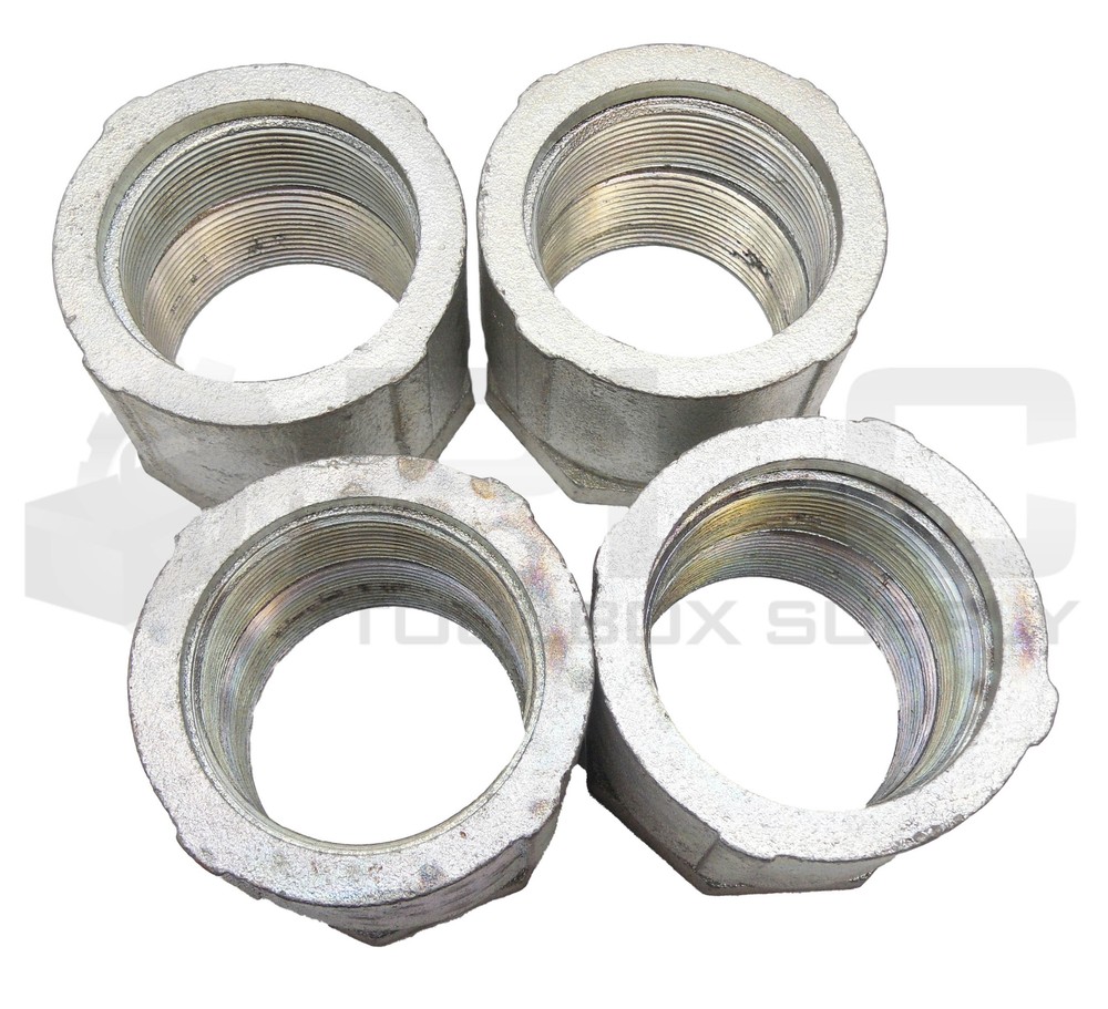 LOT OF 4 NEW 2" THREADED COUPLING