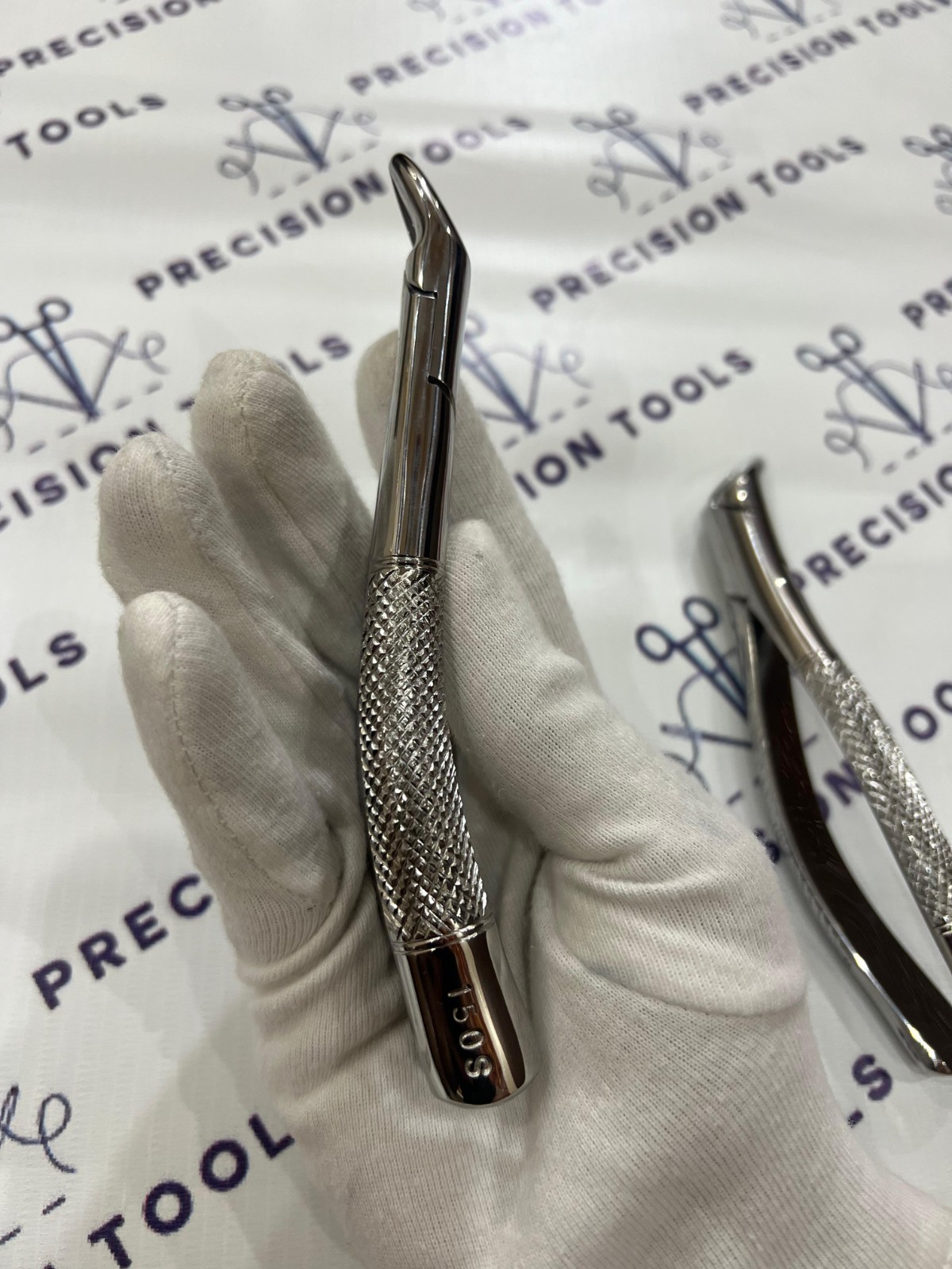 Hu-Friedy 150S and 151S Dental Extraction Forceps 2 PCS