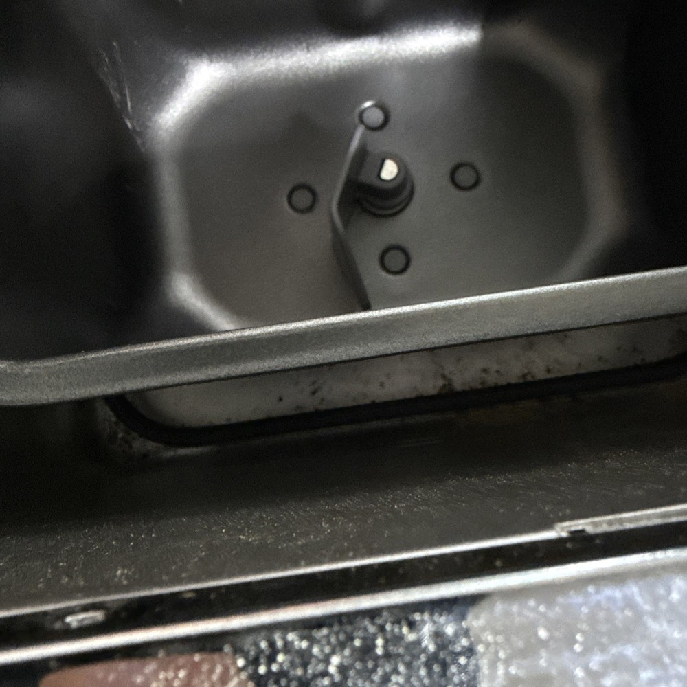 Breadman Ultimate TR2200C Automatic Programmable Bread Machine 2lb Loaf - Works