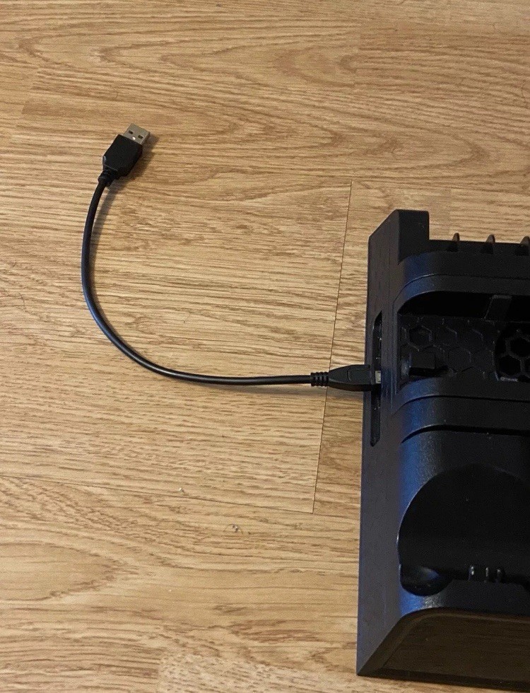 OIVO Regular Multi-Functional Vertical Cooling Stand for PS4/ PS4 Slim/ PS4 Pro