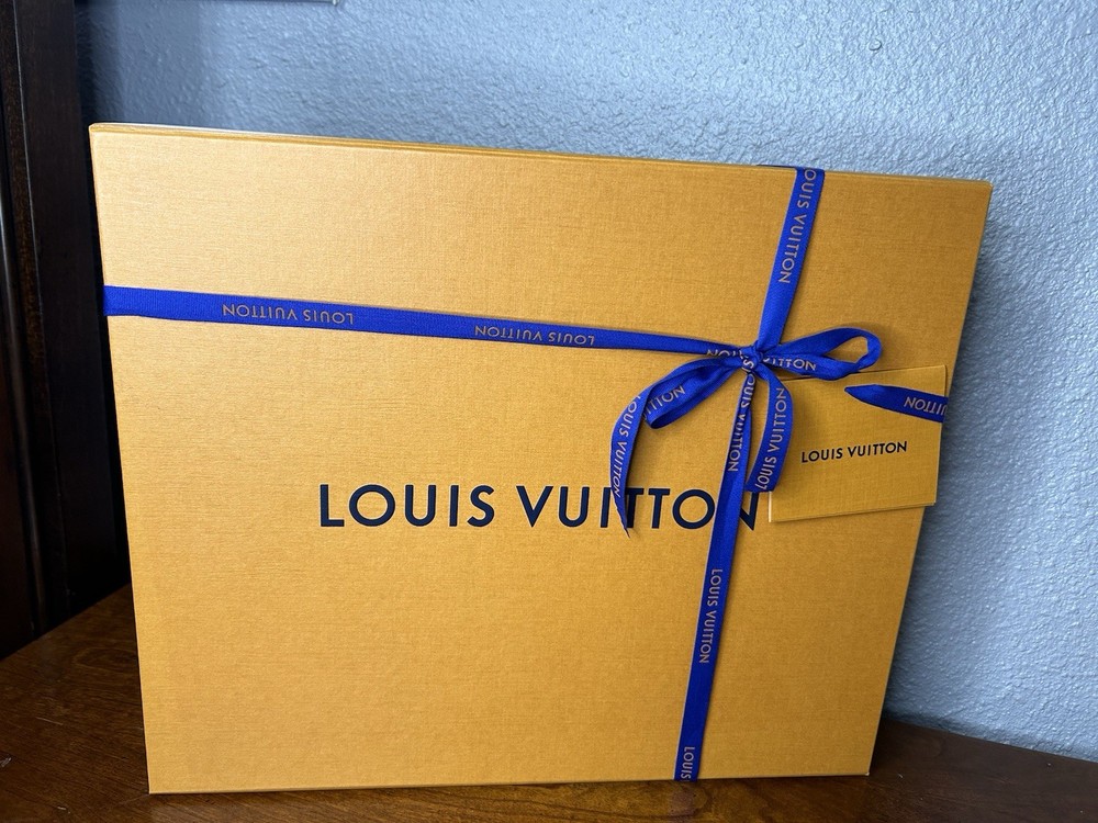 Authentic LOUIS VUITTON Empty Box 14x12x3 ( #6)