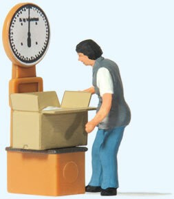 Preiser 28244 HO Scale Despatch - Parcel Handler Individual Figure