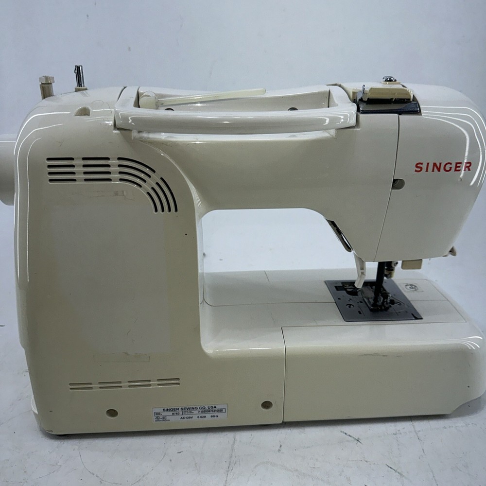 Singer 8763 Curvy Electronic Sewing Machine Read Description