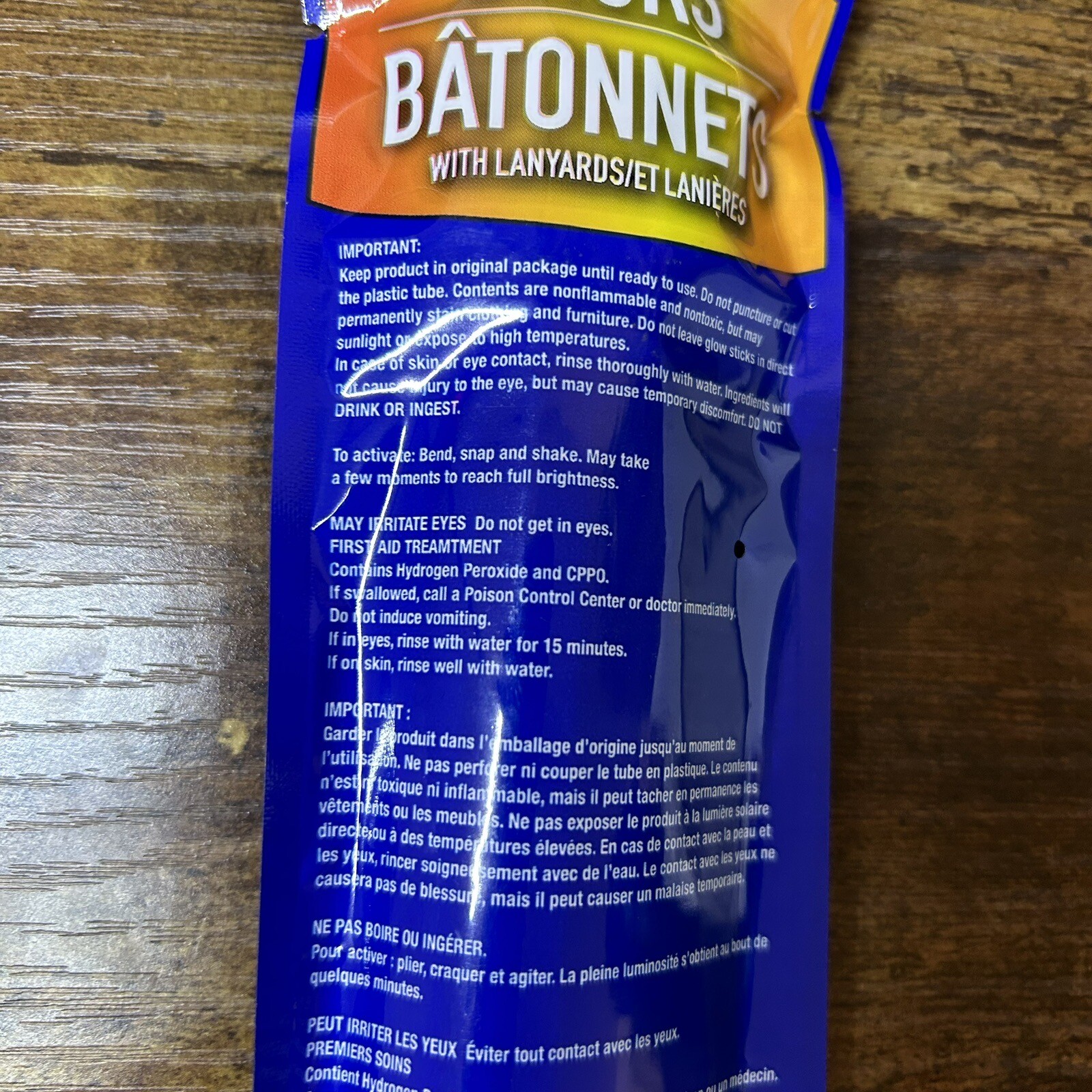 Play Glow Sticks Batonnets With Lanyards Orange 4 Pack 6 inches 4 Hours New