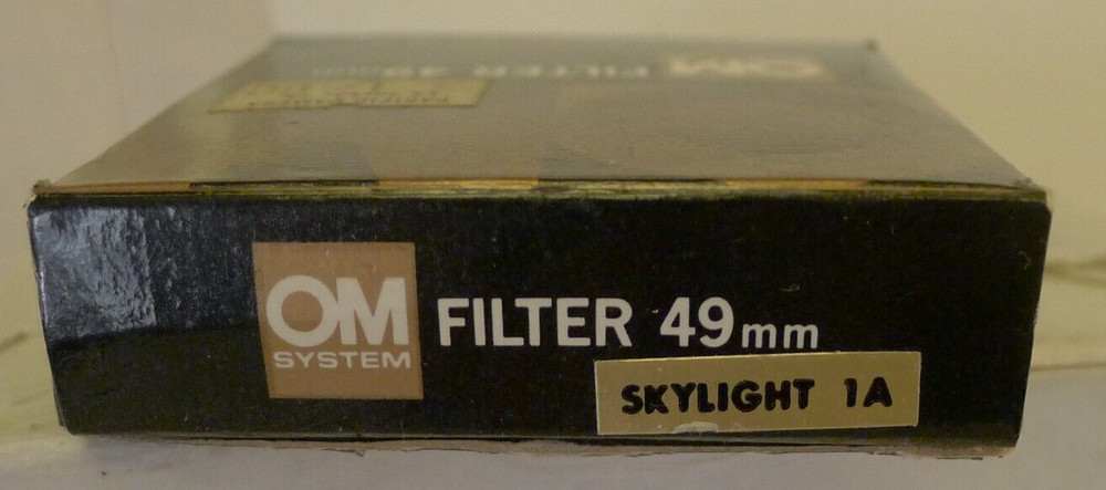 Olympus OM System 49mm Filter Skylight 1A Original Box & Case - NO FILTER