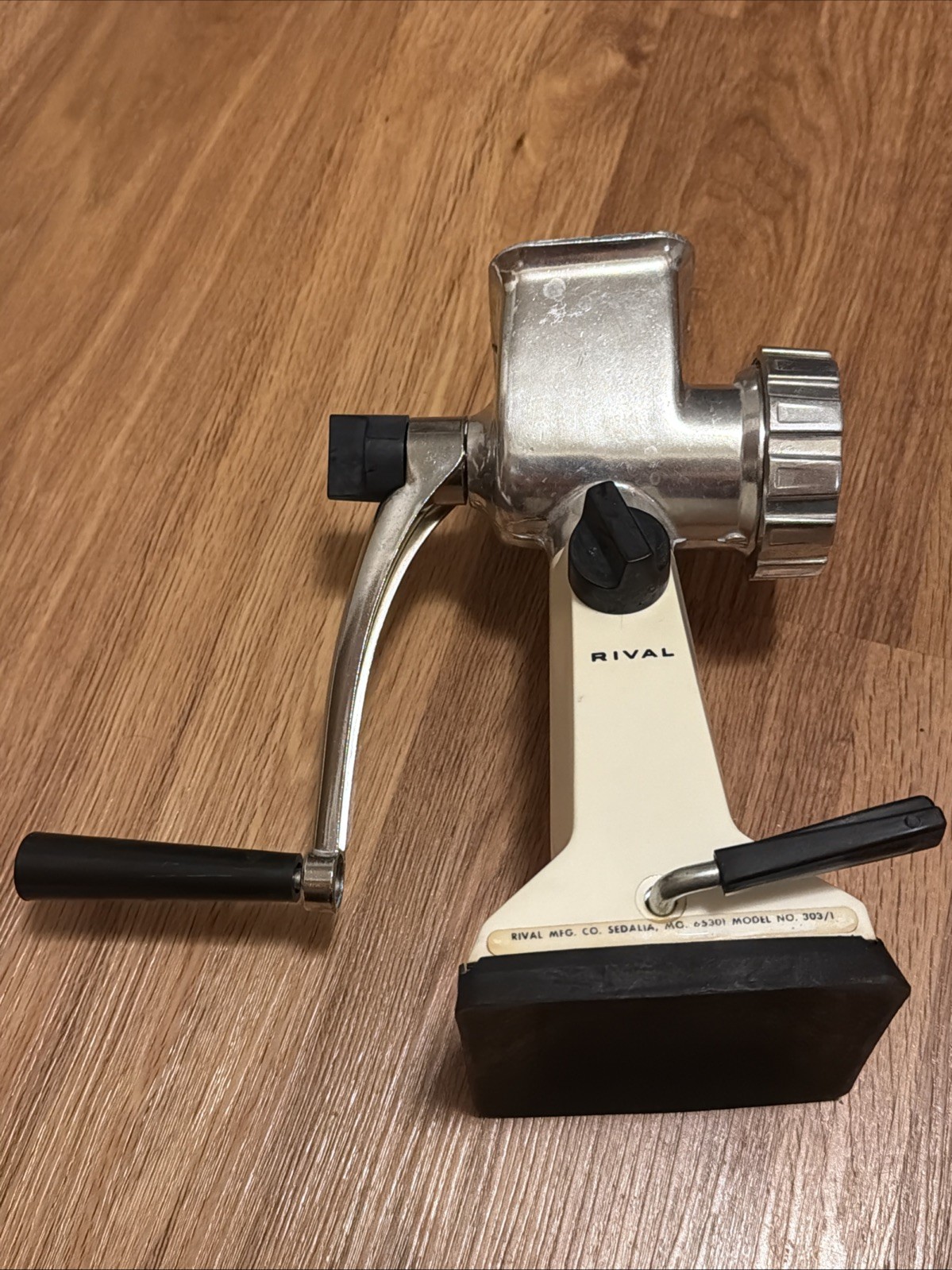 Vintage Portable Rival Grind-O-Mat Meat Grinder Food Chopper Model 303/1